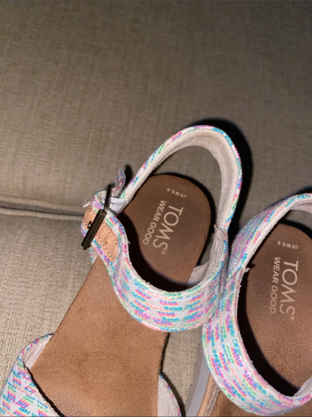 TOMS Dani Wedge Sandal  Size 6 1/2 - Picture 4 of 6